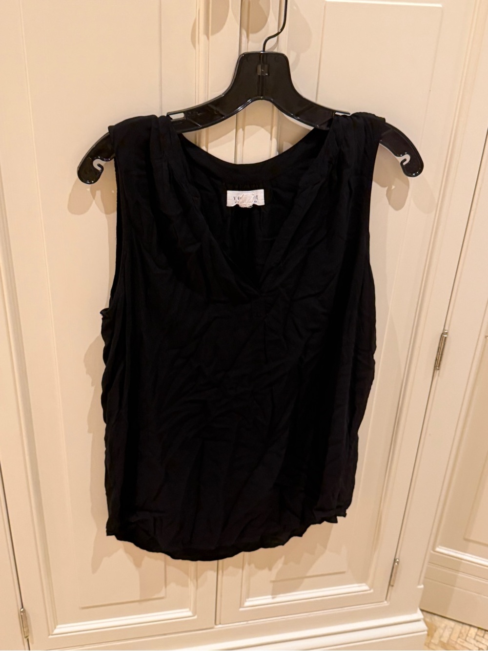 Velvet by Graham & Spencer Black Sleeveless V-Neck Tank